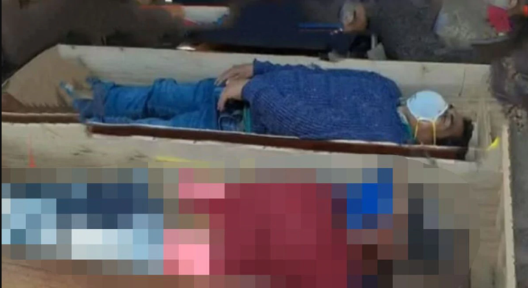 Alcalde peruano se hizo el muerto tras ser sorprendido borracho en pleno toque de queda