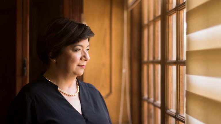 Alcaldesa de La Pintana reclama fiscalización del confinamiento: “Solo pasa a ser parte de un titular entrar en la cuarentena”