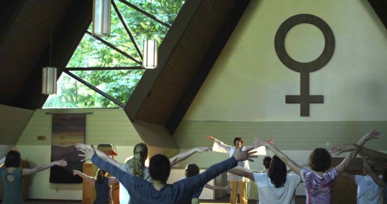 ¿Te imaginas un mundo sin hombres? Robbie Barrera nos explica científicamente por qué el futuro podría ser femenino