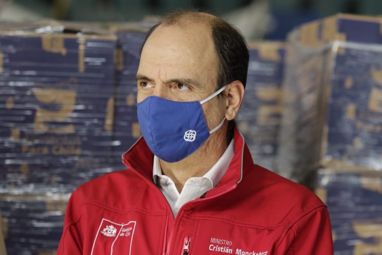 Monckeberg toma distancia de idea de declarar feriado el 25 de octubre como el “Día de la Democracia”: “No sé si sea ese el día adecuado”