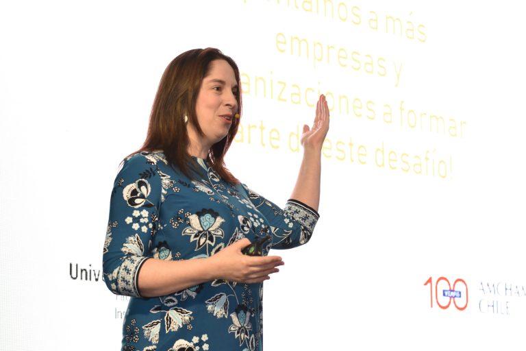 Directora del Data Science UDD asegura que en el Gran Santiago la reducción de la movilidad es solo del 37.5%