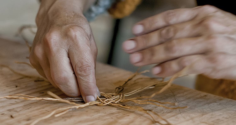 Claudia Hurtado de Fundación Artesanías de Chile: 