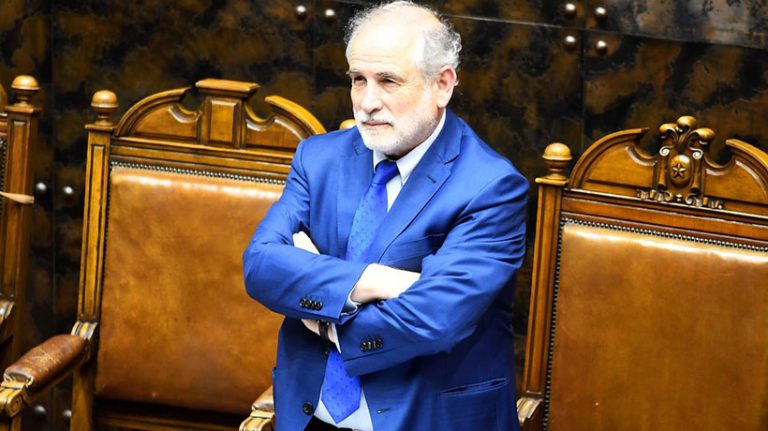 Montes toma distancia del nuevo Gabinete: “Yo siento que lo ideal es una vitalidad que corresponde a los nuevos tiempos”