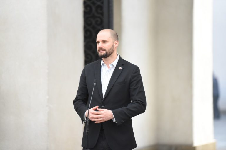 Ministro Bellolio responde a camioneros: “No funcionamos bajo la vía de amenazas y ultimátum”