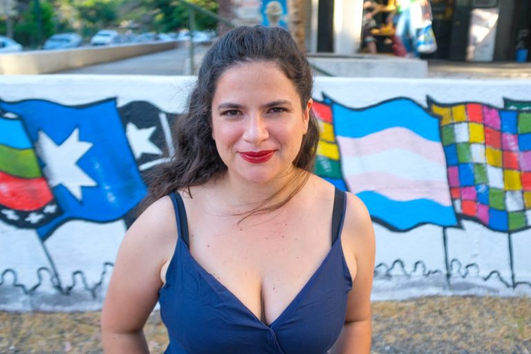 Antonia Orellana, candidata feminista por el distrito 10: 