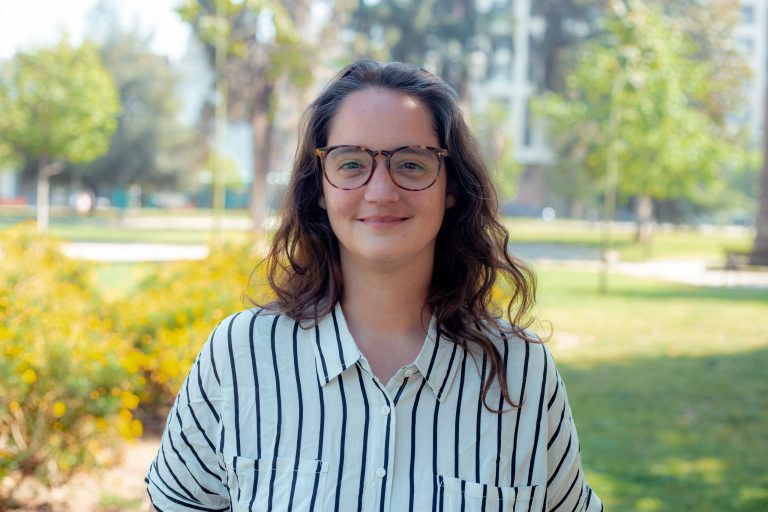 María José Cumplido por trabajo doméstico femenino: 