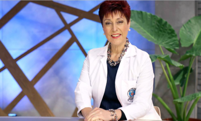 Doctora Carolina Herrera: 