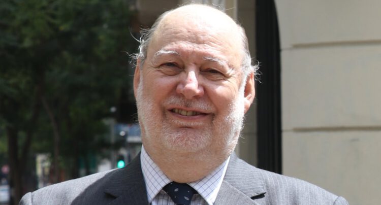 Servel detalla cómo será el proceso electoral y aclara que José Antonio Kast “no tiene inhabilidad” para ser vocal, pero no podrá dar entrevistas