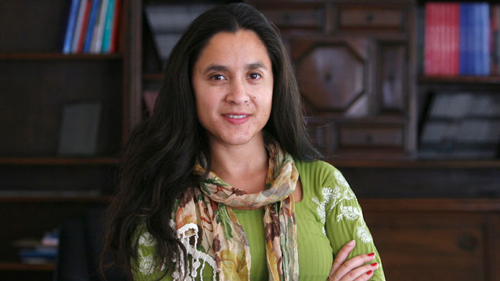 Alcaldesa Daniela Peñaloza da detalles de cómo las Condes combate la crisis hídrica