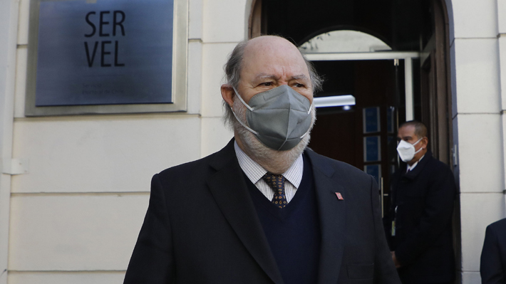 Andrés Tagle, presidente del consejo directivo del Servel por encuestas difundidas fuera de plazo: 