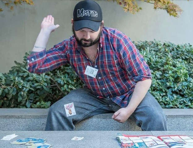 Simón Boric declasificó la triste historia del premio que no pudo cobrar junto a su hermano Gabriel