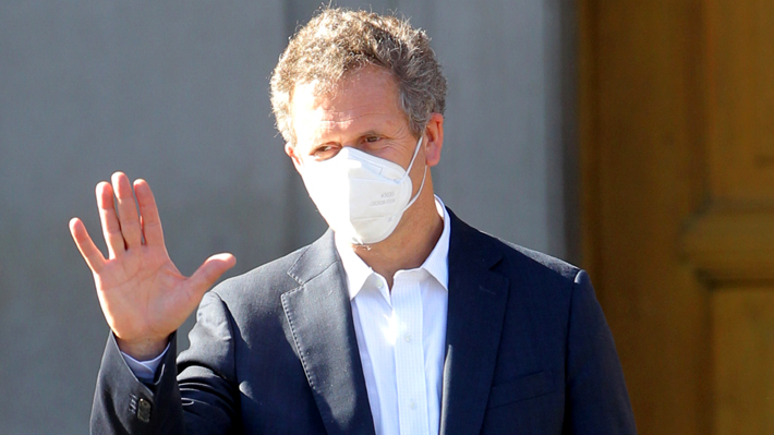 Ministro de Transportes por mantención de la tarifa del Transantiago: 