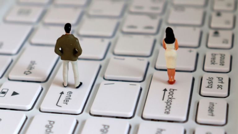 Capítulo 33: Brecha Digital de Género