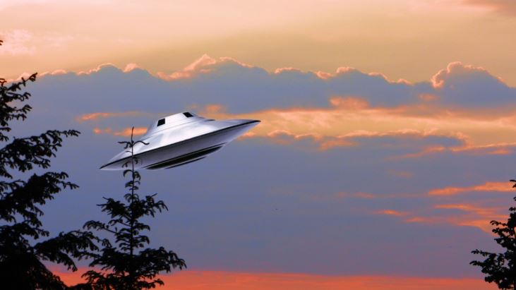 En La Hora del Taco el ufólogo Marcelo Moya explicó el polémico estudio que realizará la Nasa sobre la existencia de Ovnis