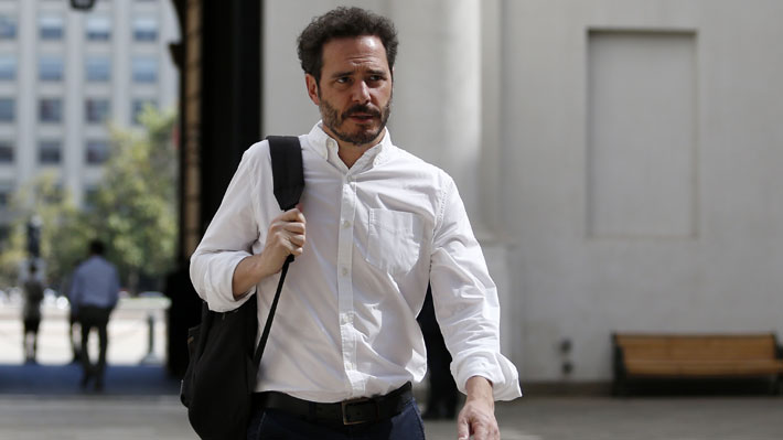 Hernán Larraín Matte por modificaciones de la mesa directiva: 