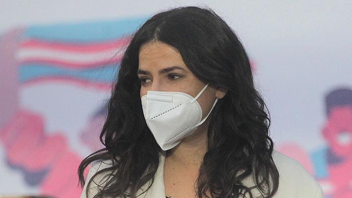 Ministra de la Mujer Antonia Orellana: 