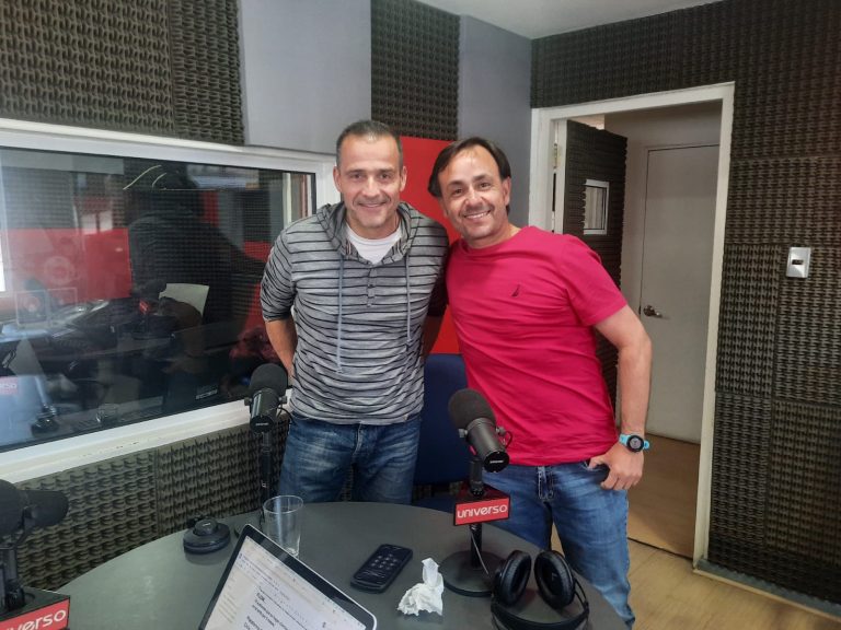 Celulares se convierten en un un terminal de pago virtual agilizando la compra a medianos y pequeños comerciantes