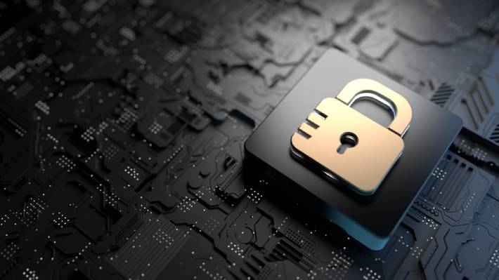 Hoy en Contraseña Universo: ¿Nos hemos tomado a la ligera los ataques informáticos?