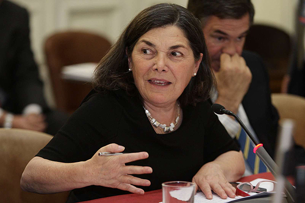 Paulina Saball por intencionalidad de incendios: “no veo por qué se podría suponer que se ha bajado el perfil”