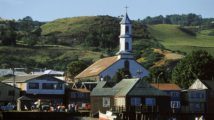 Destino Universo: Conoce la ruta de las iglesias patrimoniales de Chiloé