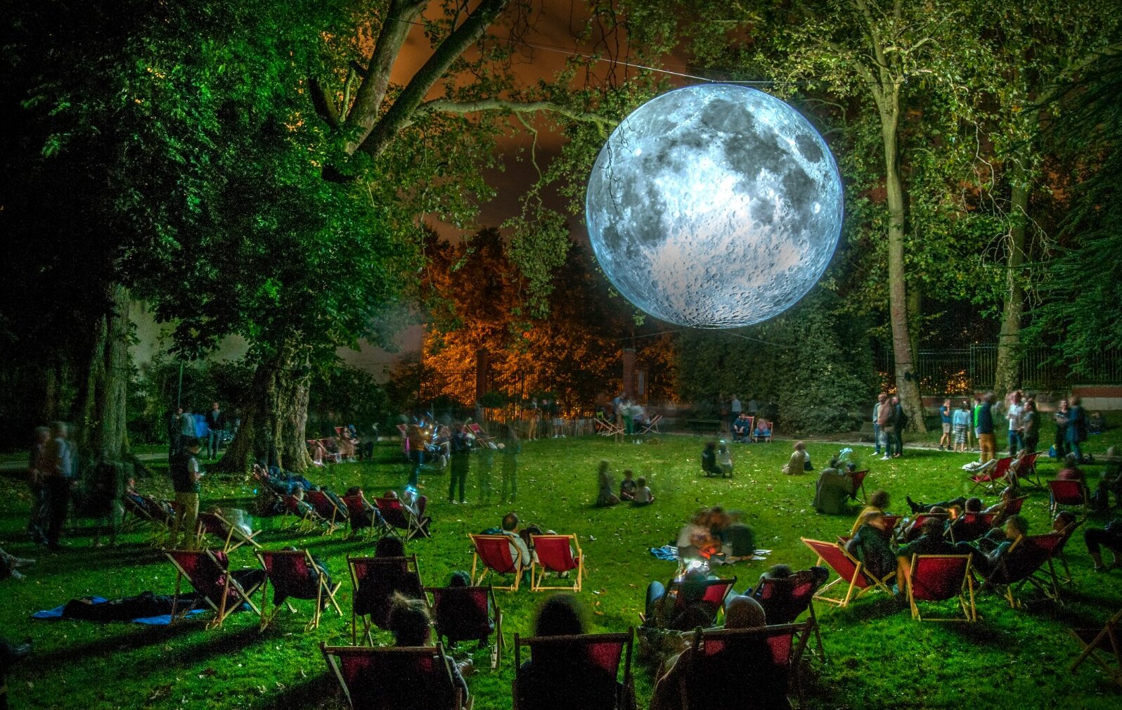 Museo de la luna: Un paseo fascinante por nuestro satélite natural