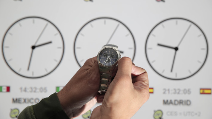 John Ewer, especialista en el reloj biologico: 