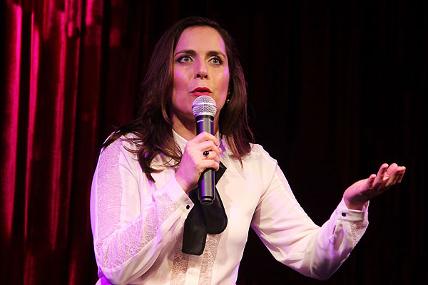 “Fea”: la cuarta temporada de la exitosa rutina de Natalia Valdebenito