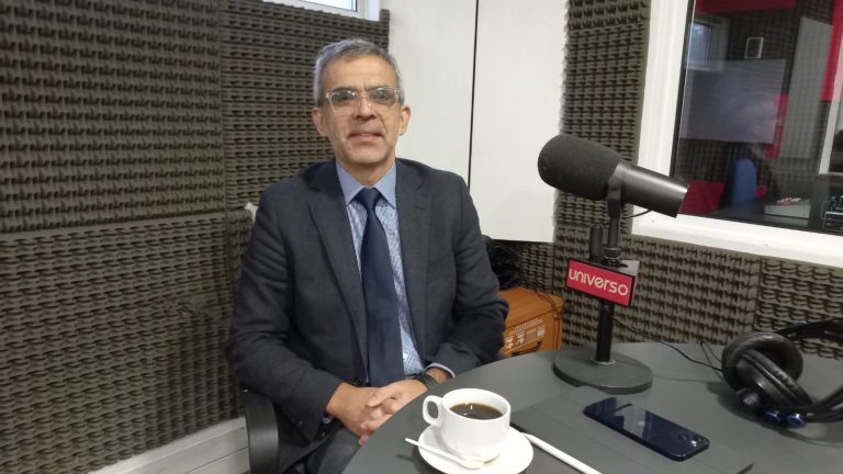 Ministro Luis Cordero ante advertencias de Isapres por Ley Corta: 