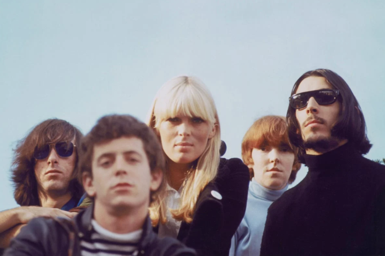 “Loaded”: La historia de Velvet Underground reunida en un nuevo libro