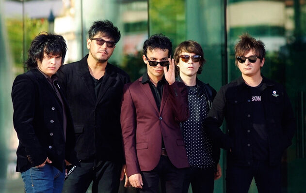 Los Bunkers recopilan el arte visual de su carrera en el nuevo libro “Historia Gráfica”