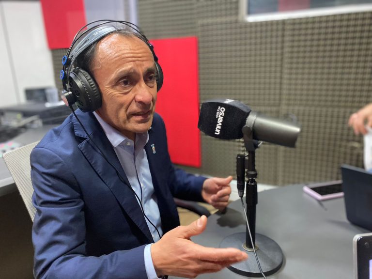 Ministro del Deporte Jaime Pizarro: 