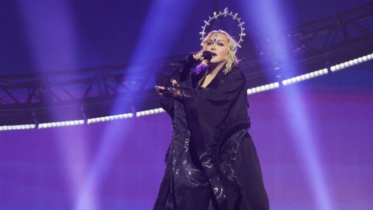 Madonna deslumbra en su regreso triunfal en Londres con 'The Celebration Tour'