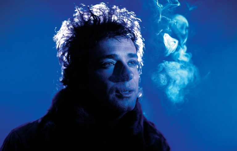 Estrenan dos nuevos videos del legendario Gustavo Cerati: 