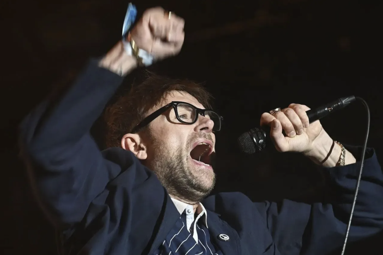Damon Albarn decide pausar Blur: “Fue lo correcto, pero no me quedo en el pasado”