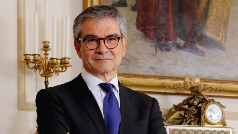 Ministro de Hacienda reconoce impacto del crimen organizado en la inversión y crecimiento económico