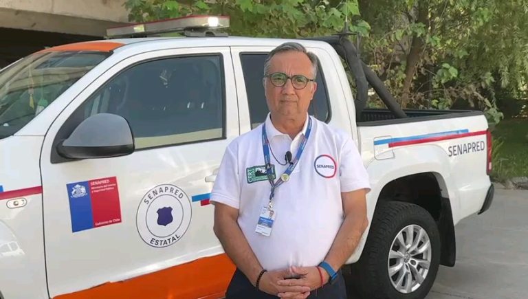 Por presencia de humo en la Región Metropolitana, Senapred recomienda el uso de mascarilla.