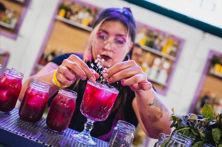 La Coctelera Festival: Panorama al aire libre con música en vivo, gastronomía y lo último en coctelería