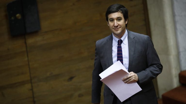 UDI presiona a Pardow: Ramírez  condiciona  Acusación Constitucional contra el ministro por 