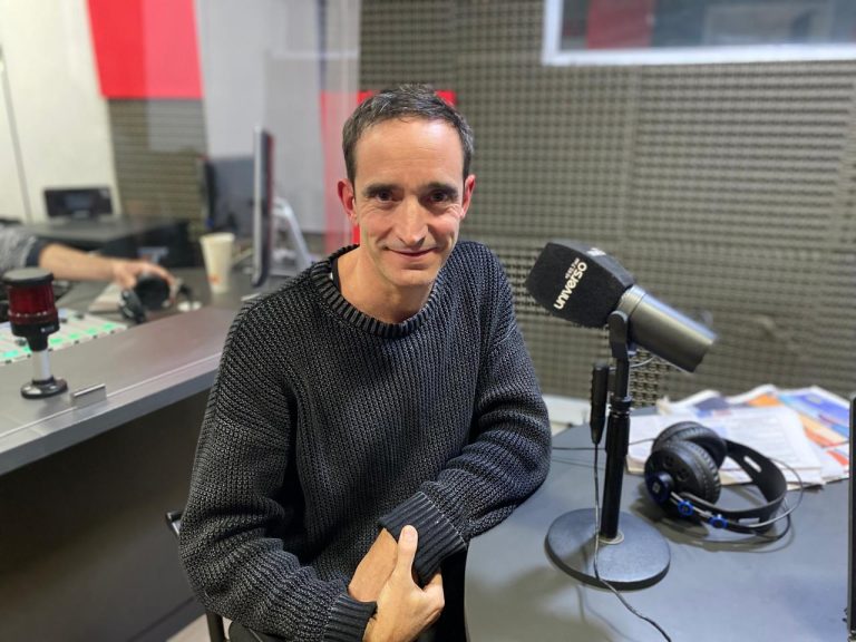 Nicolás Saavedra y la obra 