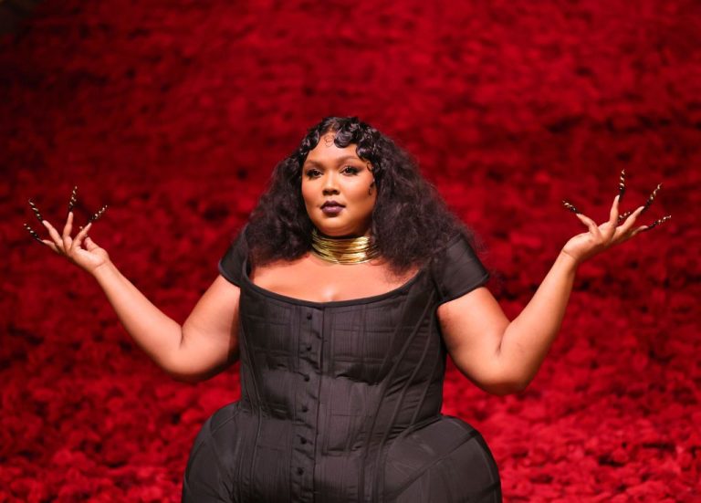 Lizzo aparece mencionada en un episodio de South Park y se lo toma bien