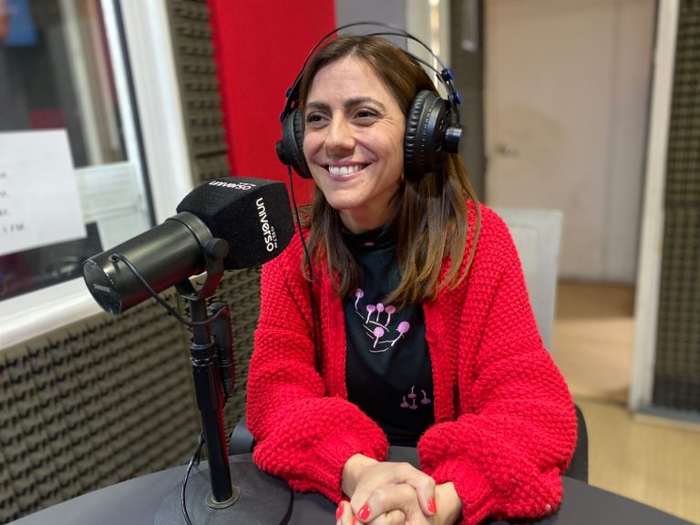 Psicóloga Stefanella Costa cuenta por qué Chile tiene los niveles más altos de aburrimiento en el trabajo