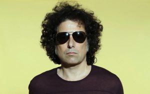 Andrés Calamaro confirma su regreso a Chile con show en el Movistar Arena