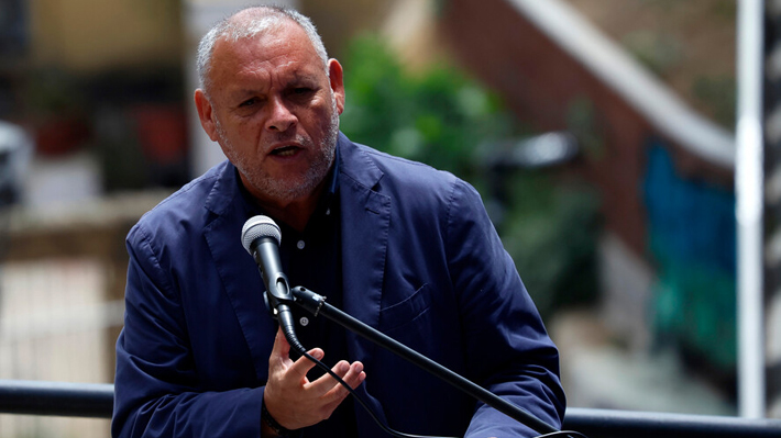 Gobernador Mundaca advierte desvíos de tránsito en la zona costera tras alerta de tsunami