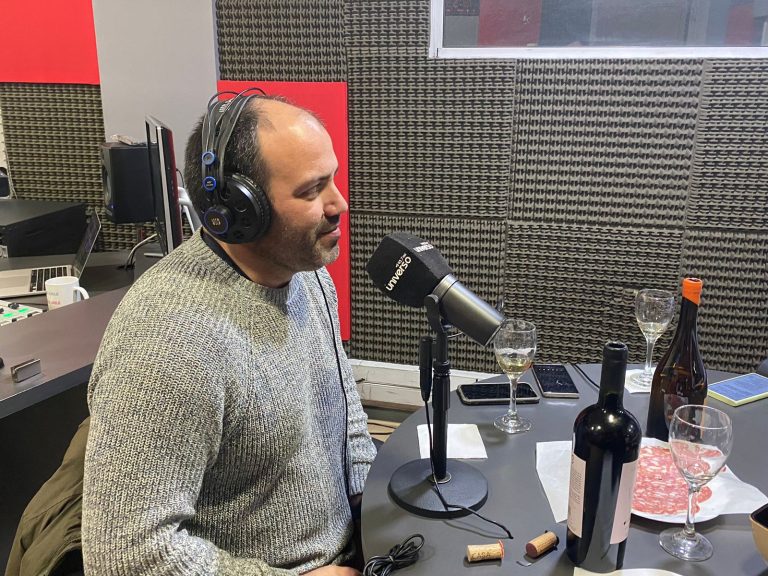 AFTER OFFICE: Rodrigo Urrutia nos cuenta todo sobre la feria Bocas Moradas