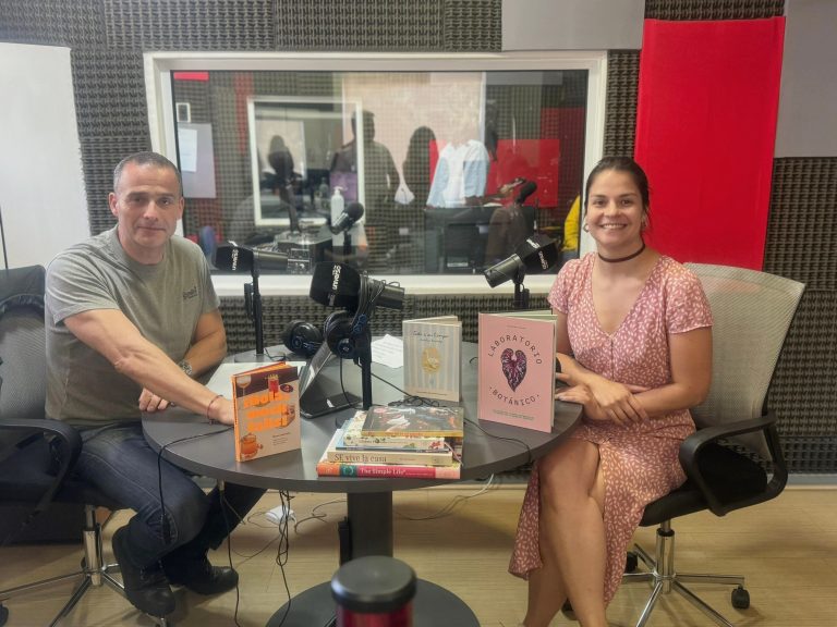 Tres mujeres desafían la era digital con libros bonitos