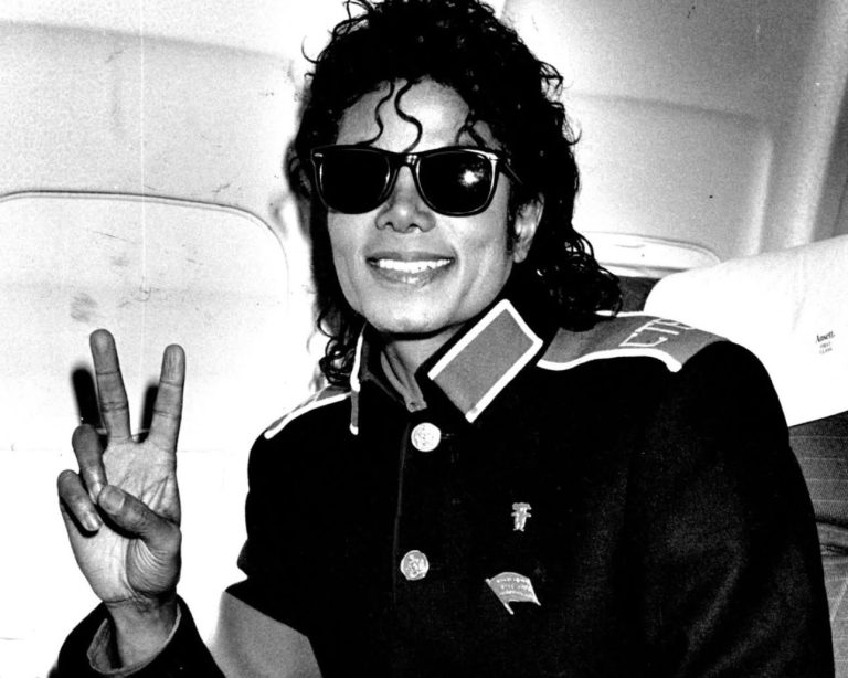 Encuentran casetes con canciones inéditas de Michael Jackson