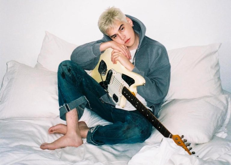 Francisco Victoria prepara el lanzamiento oficial de su álbum 