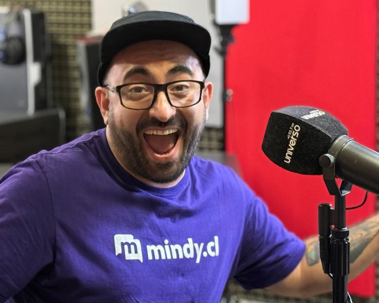 Mindy ofrecerá terapia psicológica de por vida a víctimas del 