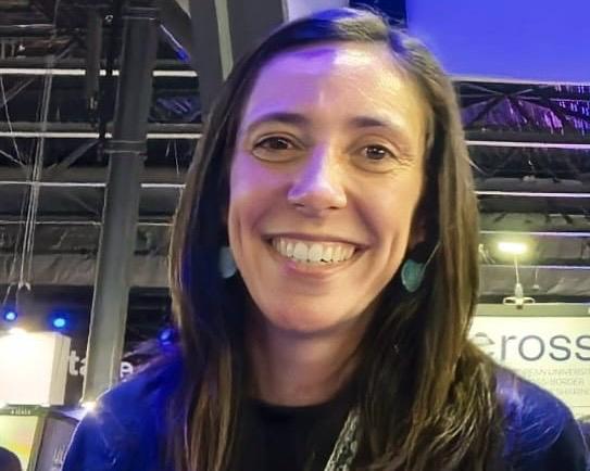 Mobile World Congress: Chilena armó startup para ayudar a inmigrantes a legalizarse en España