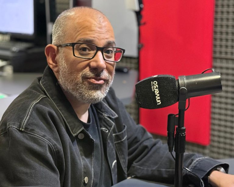 Manu Chatlani analiza cómo los políticos compiten por la atención en redes sociales